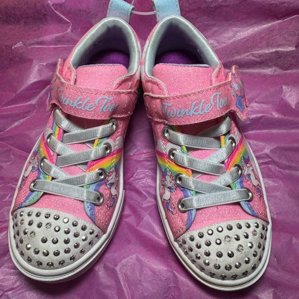 NEW … Twinkle toes  - Pink and Silver light up shoes size 13